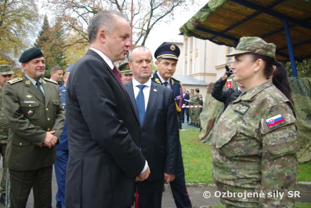 Hlavný veliteľ ozbrojených síl v posádke Trenčín