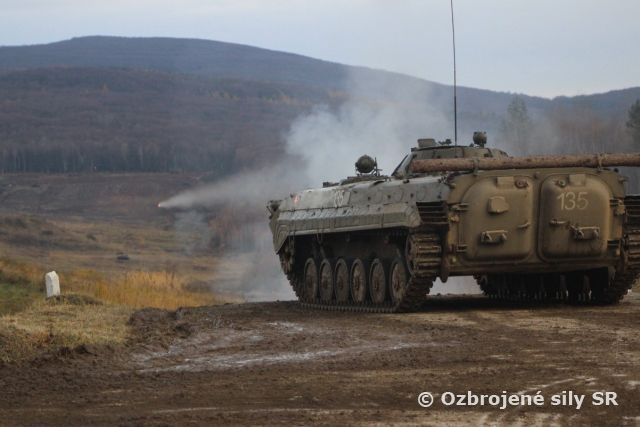 Vrcholí výcvik strelcov-operátorov BVP-1