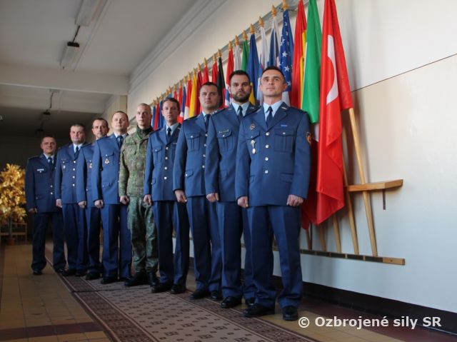 Výber najlepšieho vojaka mužstva a poddôstojníka