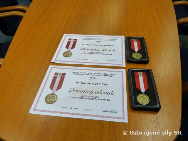 Ukončenie kariéry  profesionálneho vojaka a prevelenie k inému útvaru.