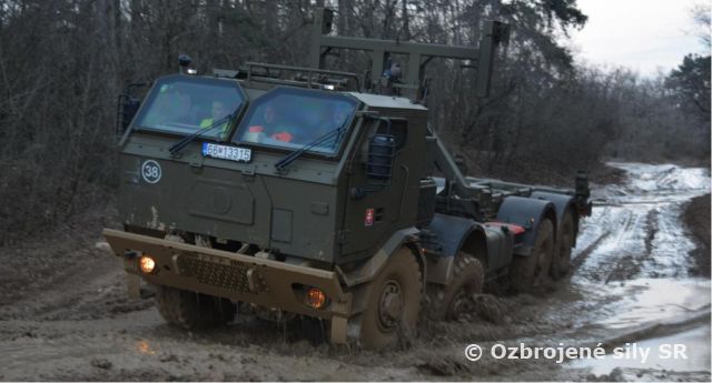 Vedenie vozidiel v ťažkom teréne na Koliňanoch