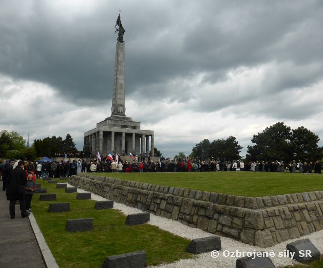 Na Slavíne sme si pripomenuli 72. výročie ukončenia II. svetovej vojny