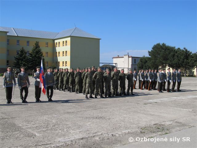 Výcvik aktívnych záloh v Seredi je úspešne ukončený