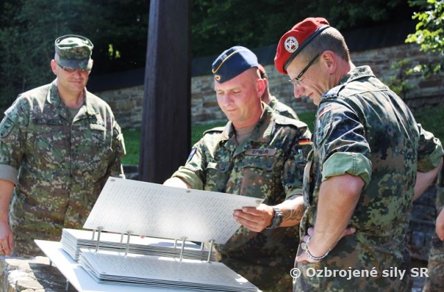 Spoločná pracovná brigáda príslušníkov Ozbrojených síl Slovenskej republiky a nemeckého Bundeswehru 