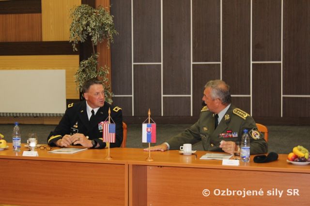 Generál Maxim s generálmajorom Carrom v Prešove