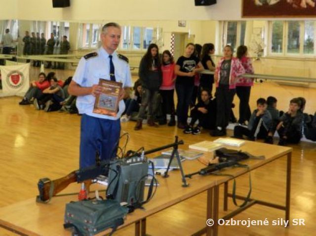 Príprava na obranu štátu pre študentov Gymnázia Ľudovíta Štúra Zvolen