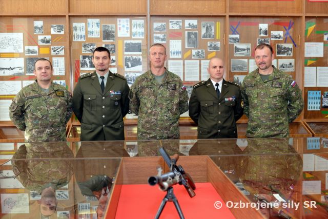 Najlepší vojak a poddôstojník u prvej mechanizovanej brigády