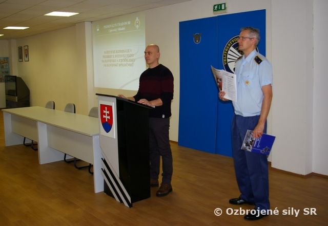 Seminár o fašistických represáliách vojny aj vo vzdušných silách