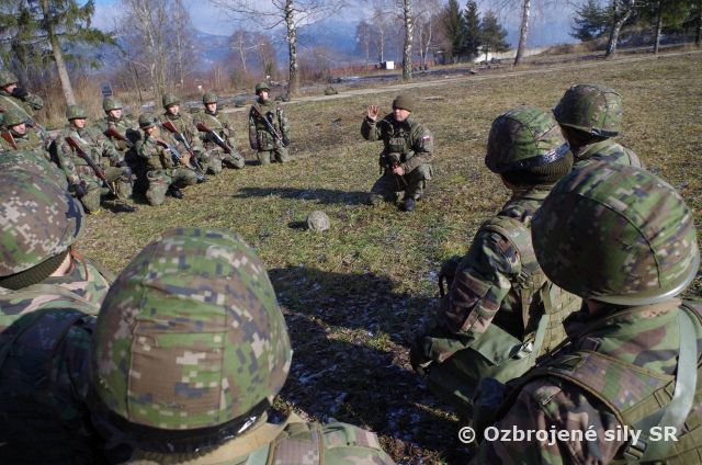 Noví vojaci cvičia v Malej Fatre a v Martine
