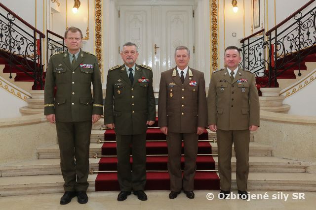 Generál Maxim rokoval s partnermi v rámci V4