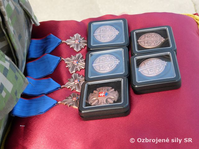 73. výročie ukončenia 2. svetovej vojny u michalovských delostrelcov