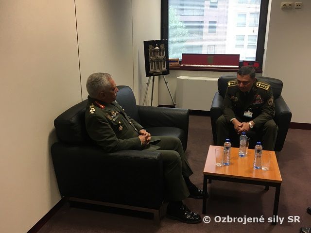 Náčelník generálneho štábu generálporučík Daniel Zmeko na rokovaní Vojenského výboru EÚ v Bruseli dňa 15.5.2018