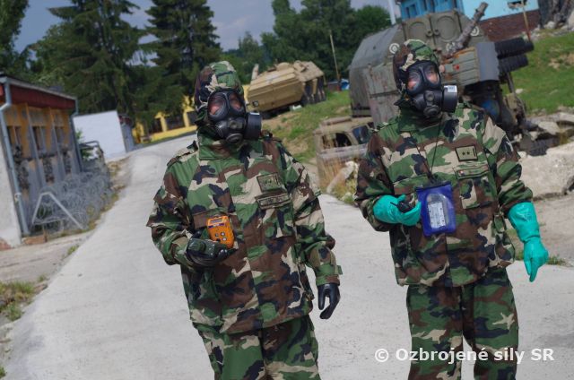 Rožňavskí chemici zachraňovali zasiahnutých toxickou látkou