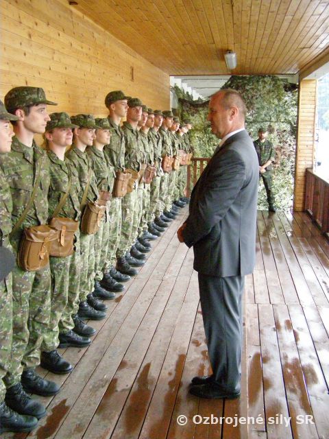 Návšteva ministra obrany SR v ZaVaMD