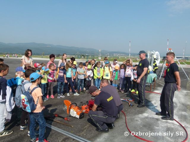 Deň otvorených dverí na leteckej základni Sliač a stretnutie primátorov a starostov obcí s veliteľom základne