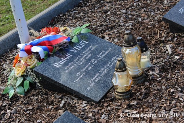 Armádny generál in memoriam Rudolf Viest