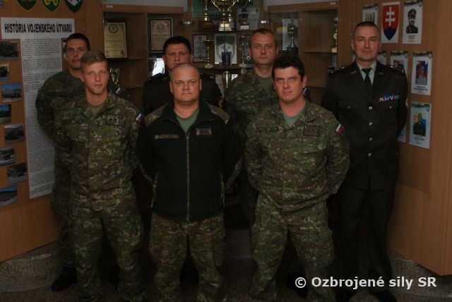 Opravári vybrali najlepších z hodnostného zboru mužstva a poddôstojníkov za výcvikový rok 2018