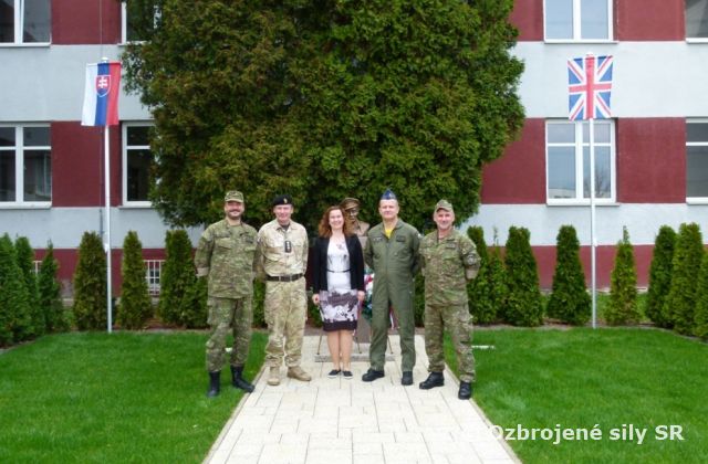 Pridelenec obrany Spojeného kráľovstva navštívil Taktické krídlo Sliač. 