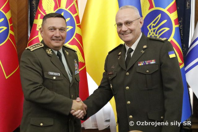 Náčelník Generálneho štábu OS SR na návšteve Ukrajiny