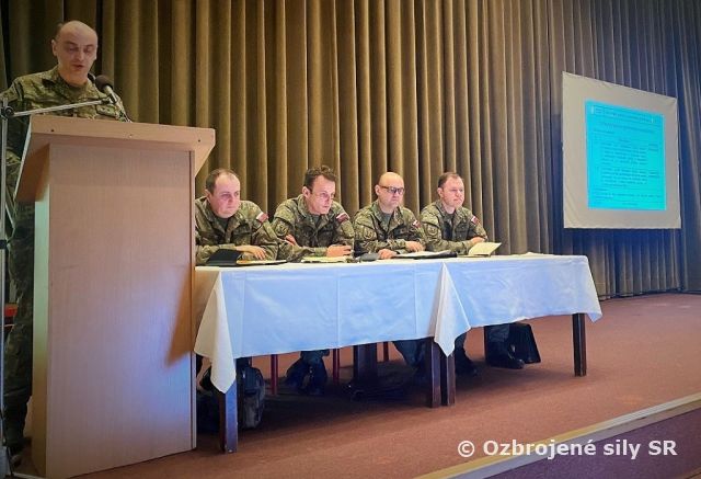 Veliteľská príprava veliteľstva mechanizovanej brigády 