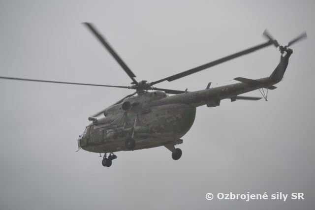 Začína cvičenie Ample Strike