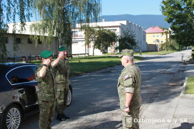 Prvé pracovné stretnutie veliteľa pozemných síl v základni výcviku a mobilizačného doplňovania