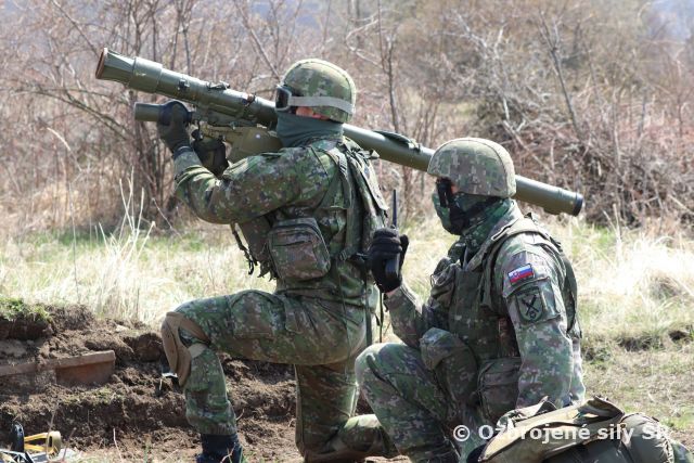 Nitrianski protilietadlovci sa pripravujú v Lešti