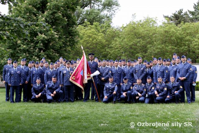 Letisko Kuchyňa s bojovou zástavou