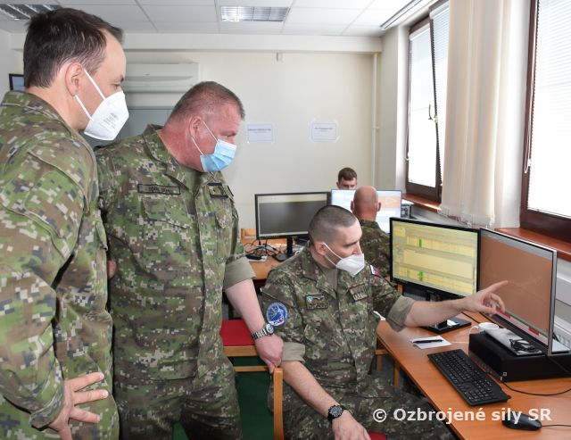 Príslušníci vzdušných síl v priebehu cvičenia Slovenský štít 2021