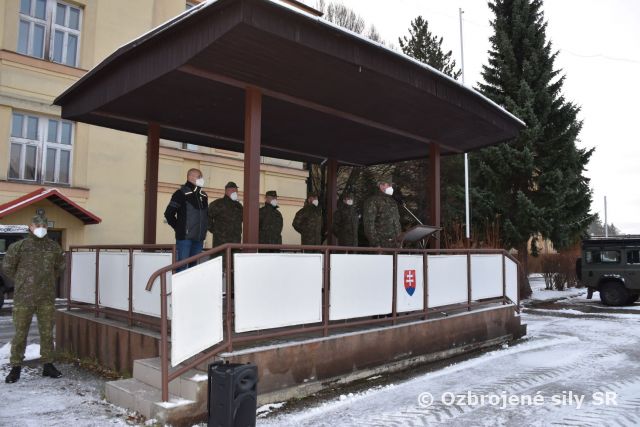 Slávnostný nástup pri príležitosti reorganizačnej zmeny
