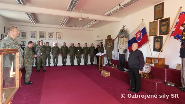 Udelenie vyznamenania pri príležitosti odchodu do dôchodku