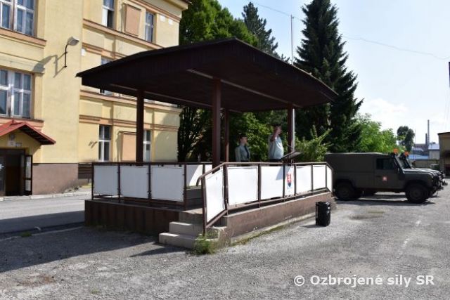 Slávnostný nástup k SNP a Dňu ústavy