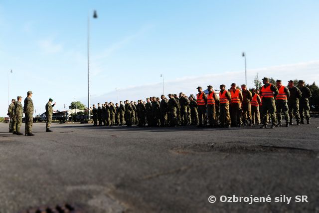 Výcvik pred nasadením do predsunutej prítomnosti v Lotyšsku