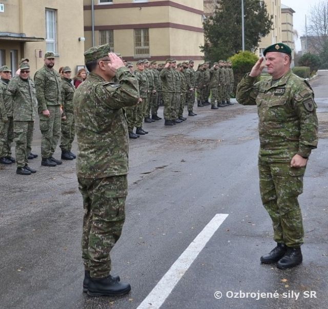 Spomienka veliteľstva 1.mb na 17. november
