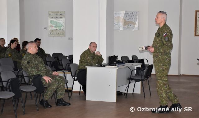 Zamestnanie SVS s podtitulom: Každý môže byť potenciálnym regrutátorom