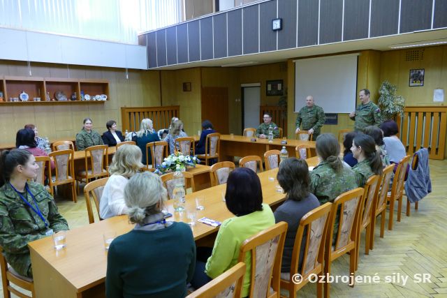 Medzinárodný deň žien na veliteľstve 2.mechanizovanej brigády