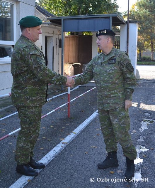 1.mechanizovaná brigáda privítala generálmajora Ivana Pacha a generálmajora Martina Stoklasu