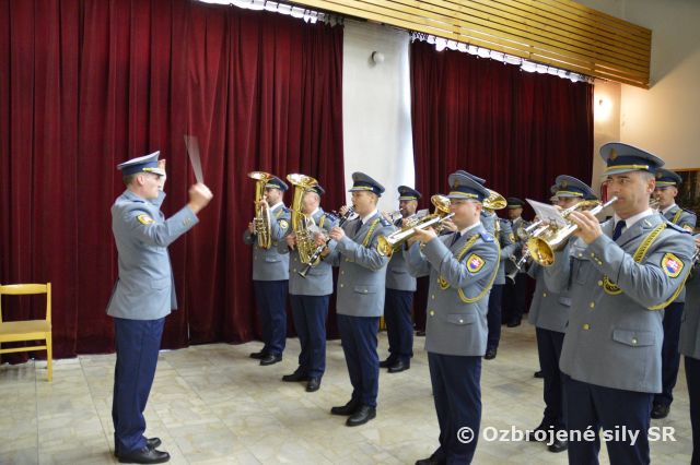 Fanfára pre Poddôstojnícku akadémiu OS SR