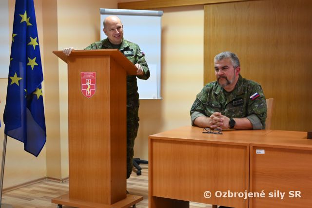 Rozlúčka s náčelníkom štábu