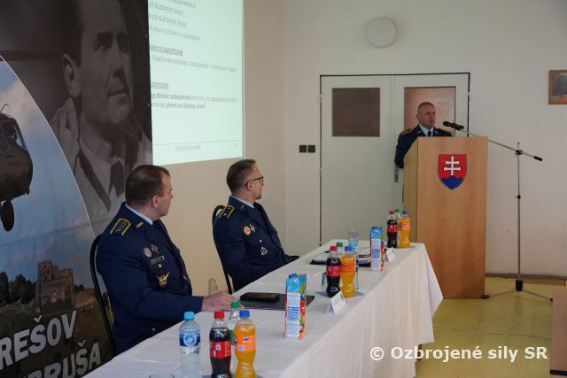 Veliteľské zhromaždenie veliteľa 51.krídla Prešov