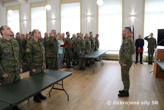 Titulný obrázok k aktualite: Spoločné operačné veliteľstvo si pripomenulo 80. výročie víťazstva nad fašizmom 