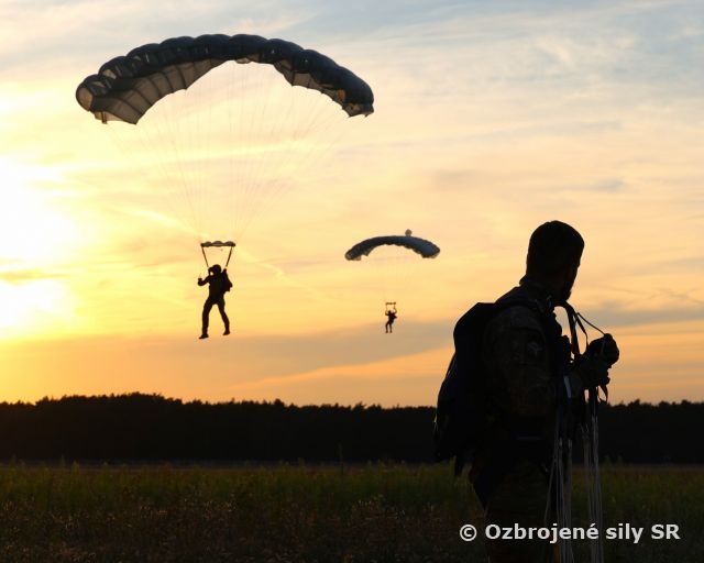 Spoločný  výcvik slovenských a španielskych ozbrojených síl 