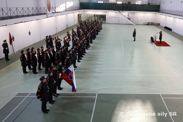 Slávnostný vojenský ceremoniál 18. november 2025