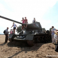 Legendárny tank T-34 zabodoval na Slovenských pieskoch