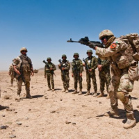 Bojová jednotka so všetkým, čo k tomu patrí