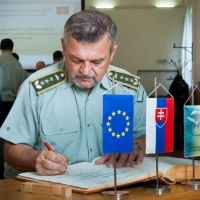 08 Najvyššie velenie armády sa zišlo na pôde SOF