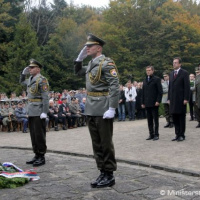 Minister obrany Martin Glváč si pripomenul 70. výročie Karpatsko-duklianskej operácie