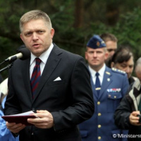 Minister obrany Martin Glváč si pripomenul 70. výročie Karpatsko-duklianskej operácie