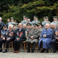 Minister obrany Martin Glváč si pripomenul 70. výročie Karpatsko-duklianskej operácie