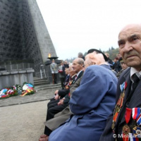 Minister obrany Martin Glváč si pripomenul 70. výročie Karpatsko-duklianskej operácie